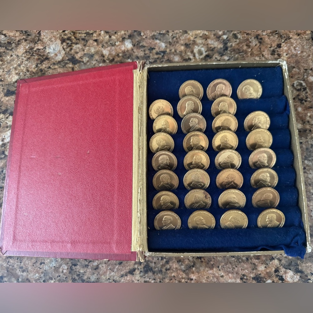 VINTAGE Bronze Coins Of The First Presidents Of The USA And The Capitol RARE